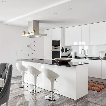 Σπίτι διακοπών Altido Luxury 3-bed House With Pool *